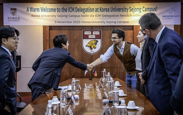 <Text wird generiert, bitte warten...>